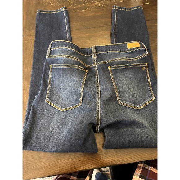 Crown & Ivy Mid Rise Skinny Jeans Size 10 Women’s Blue Slimming Denim - Picture 9 of 12